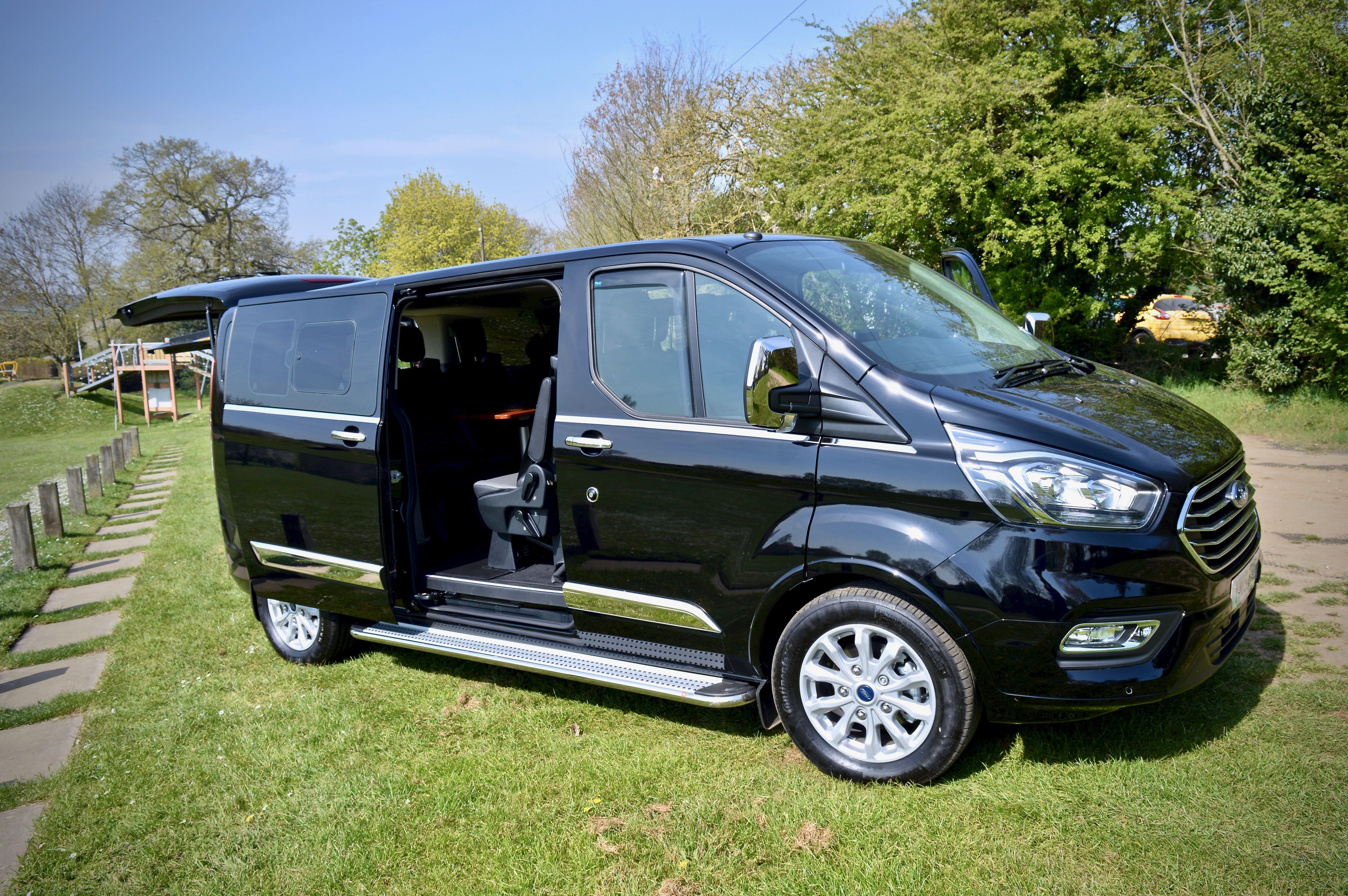Abbots Taxis Our Fleet Of 8 Seater Vehicles
